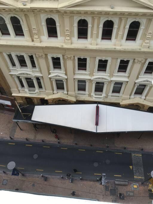 Outstanding Central Lambton Quay Apartment Wellington Bagian luar foto